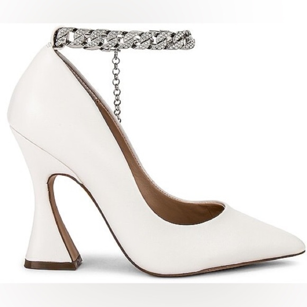 NEW Steve Madden Zippy Leather and Chain Pumps